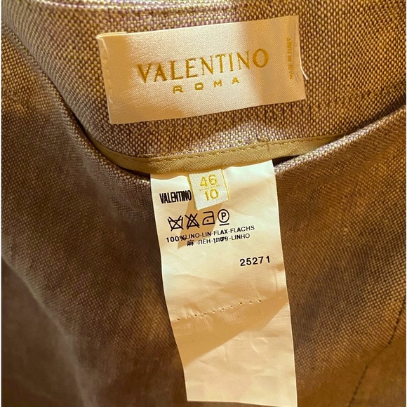 Valentino flax linen size 10 skirt. Made in Italy, top designer. Comes to knee. - Picture 3 of 12